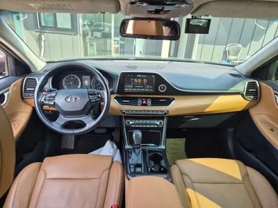 Hyundai Grandeur 2018, 110390 км, за 11098.63 USD - фото 9