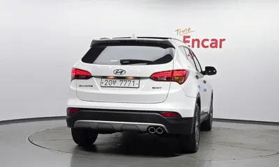 Hyundai Santafe 2015, 159882 км, за 5525.58 USD