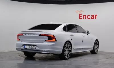 Volvo S90 2021, 45103 км, за 24457.98 USD