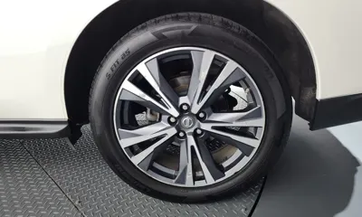 Nissan Pathfinder 2017, 122640 км, за 8205.33 USD - фото 21