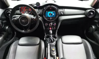 MINI Cooper 2019, 99282 км, за 6761.19 USD - фото 7