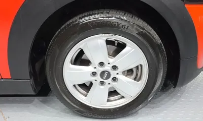 MINI Cooper 2019, 99282 км, за 6761.19 USD - фото 21