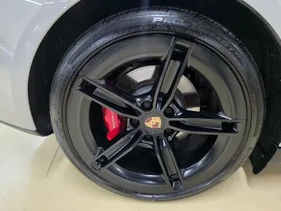 Porsche Taycan 2025, 26039 км, за 77331.34 USD