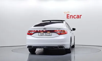 Hyundai Grandeur 2016, 50726 км, за 5759.41 USD