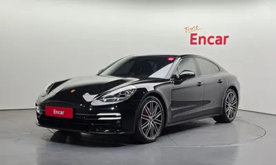 Porsche Panamera · 2023 год