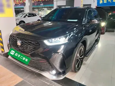 Toyota Crown Kluger 2023, 36500 км, за 32930.5 USD