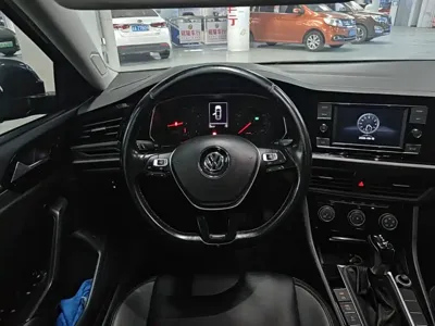 Volkswagen Sagitar 2019, 83500 км, за 7975.12 USD - фото 11