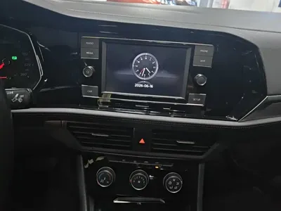 Volkswagen Sagitar 2019, 83500 км, за 7975.12 USD - фото 13