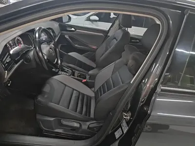 Volkswagen Sagitar 2019, 83500 км, за 7975.12 USD - фото 15