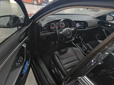 Volkswagen Sagitar 2019, 83500 км, за 7975.12 USD - фото 16