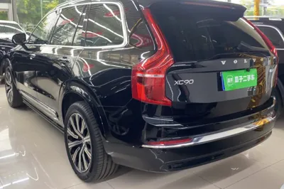 Volvo XC90 2023, 32800 км, за 45671 USD - фото 6