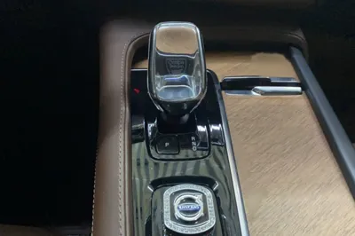 Volvo XC90 2023, 32800 км, за 45671 USD - фото 8
