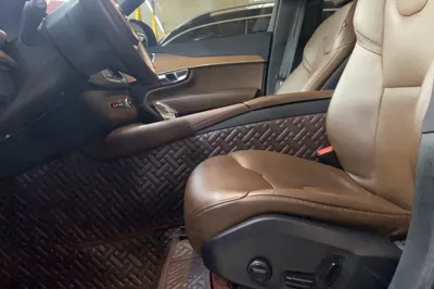Volvo XC90 2023, 32800 км, за 45671 USD - фото 9