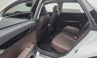 Hyundai Grandeur 2024, 19201 км, за 24377.55 USD - фото 26