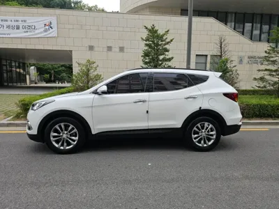 Hyundai Santafe 2018, 66910 км, за 10086.6 USD