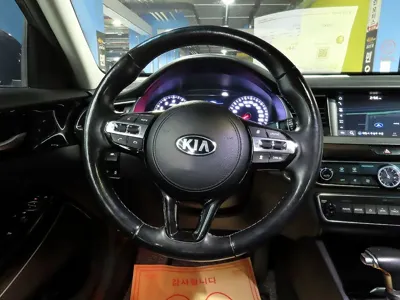 Kia K7 2019, 77000 км, за 8580.9 USD - фото 9