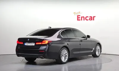 BMW 5-Series 2022, 26844 км, за 26423.82 USD