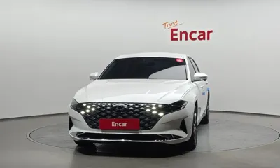 Hyundai Grandeur 2022, 39275 км, за 17486.83 USD
