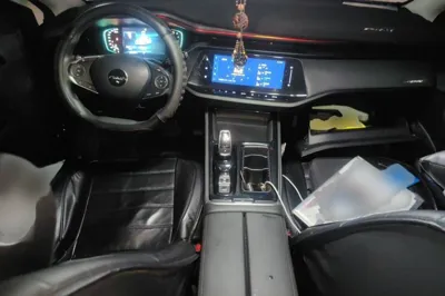 Dongfeng Aeolus Yixuan MAX 2023, 20300 км, за 8546 USD - фото 18