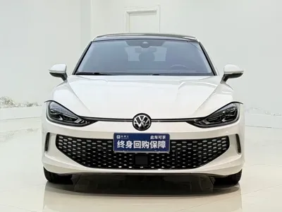 Volkswagen Lamando 2022, 39000 км, за 14684.82 USD
