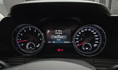Hyundai Grandeur 2021, 24237 км, за 16148.98 USD - фото 8