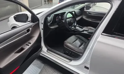 Hyundai Grandeur 2021, 24237 км, за 16148.98 USD - фото 10