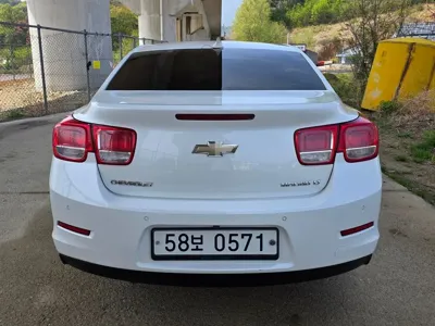 ChevroletGMDaewoo Malibu 2016, 112921 км, за 2475.57 USD