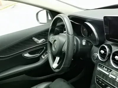 Mercedes-Benz C-Class 2018, 87700 км, за 11020.98 USD - фото 22