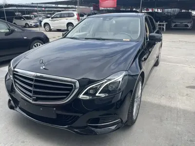 Mercedes-Benz E-Class 2014, 57300 км, за 11899.52 USD