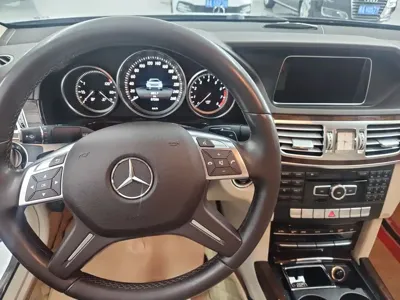 Mercedes-Benz E-Class 2014, 57300 км, за 11899.52 USD