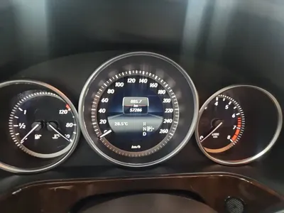 Mercedes-Benz E-Class 2014, 57300 км, за 11899.52 USD