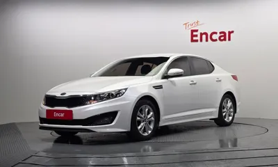 Kia K5 · 2011 год