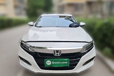 Honda Accord 2018, 64300 км, за 12673 USD