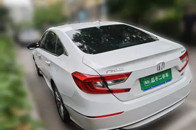 Honda Accord 2018, 64300 км, за 12673 USD