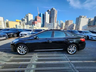 Hyundai Grandeur 2016, 158704 км, за 4757.18 USD