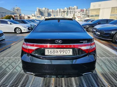 Hyundai Grandeur 2016, 158704 км, за 4757.18 USD
