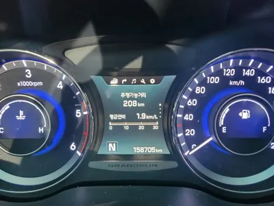 Hyundai Grandeur 2016, 158704 км, за 4757.18 USD - фото 16