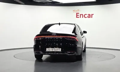 Hyundai Grandeur 2021, 103082 км, за 9649.47 USD