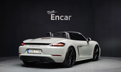 Porsche 718 2022, 33969 км, за 63789.05 USD