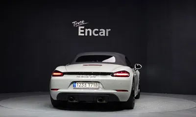 Porsche 718 2022, 33969 км, за 63789.05 USD