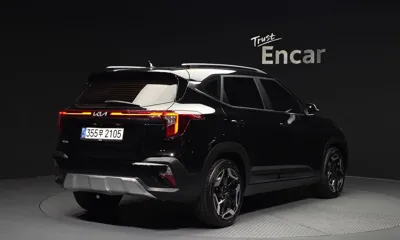 Kia Seltos 2023, 16712 км, за 15960.92 USD