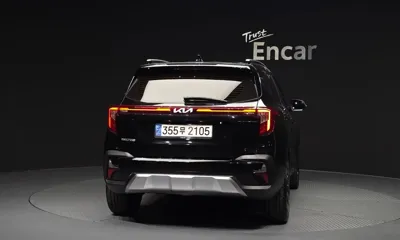 Kia Seltos 2023, 16712 км, за 15960.92 USD