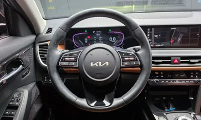 Kia Seltos 2023, 16712 км, за 15960.92 USD - фото 13