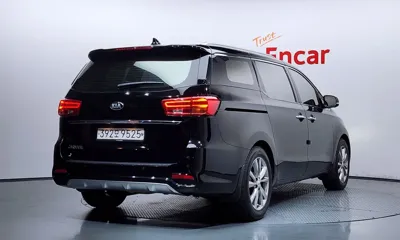 Kia Canival 2020, 89636 км, за 10774.73 USD