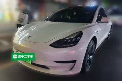 Tesla Model 3 · 2019 год