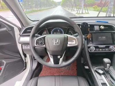 Honda Civic 2018, 54600 км, за 9390.5 USD