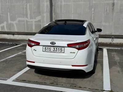 Kia K5 2013, 114155 км, за 3675.99 USD
