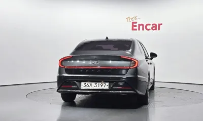Hyundai Sonata 2020, 82312 км, за 9700.39 USD