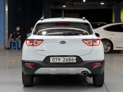Kia Stonic 2018, 91772 км, за 6381.45 USD