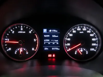 Kia Stonic 2018, 91772 км, за 6381.45 USD - фото 9